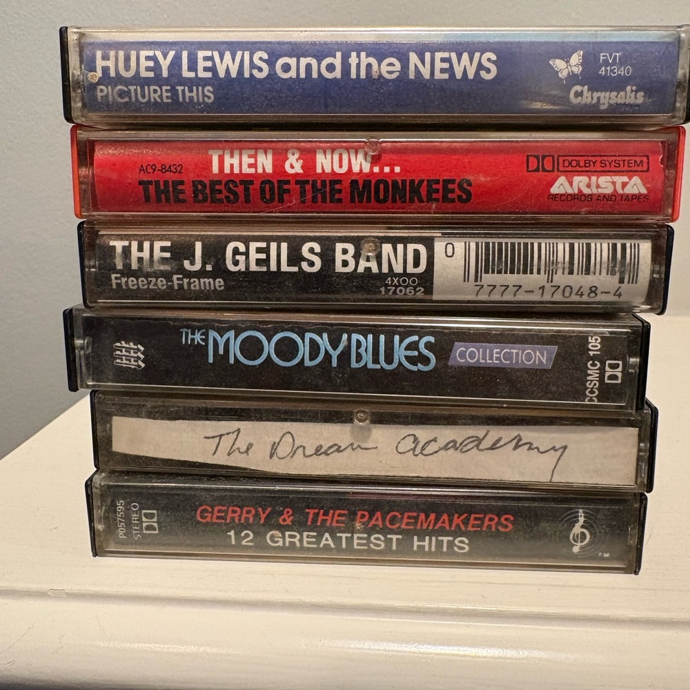 Set of 12 Vintage Cassette Tapes - Picture 3 of 7